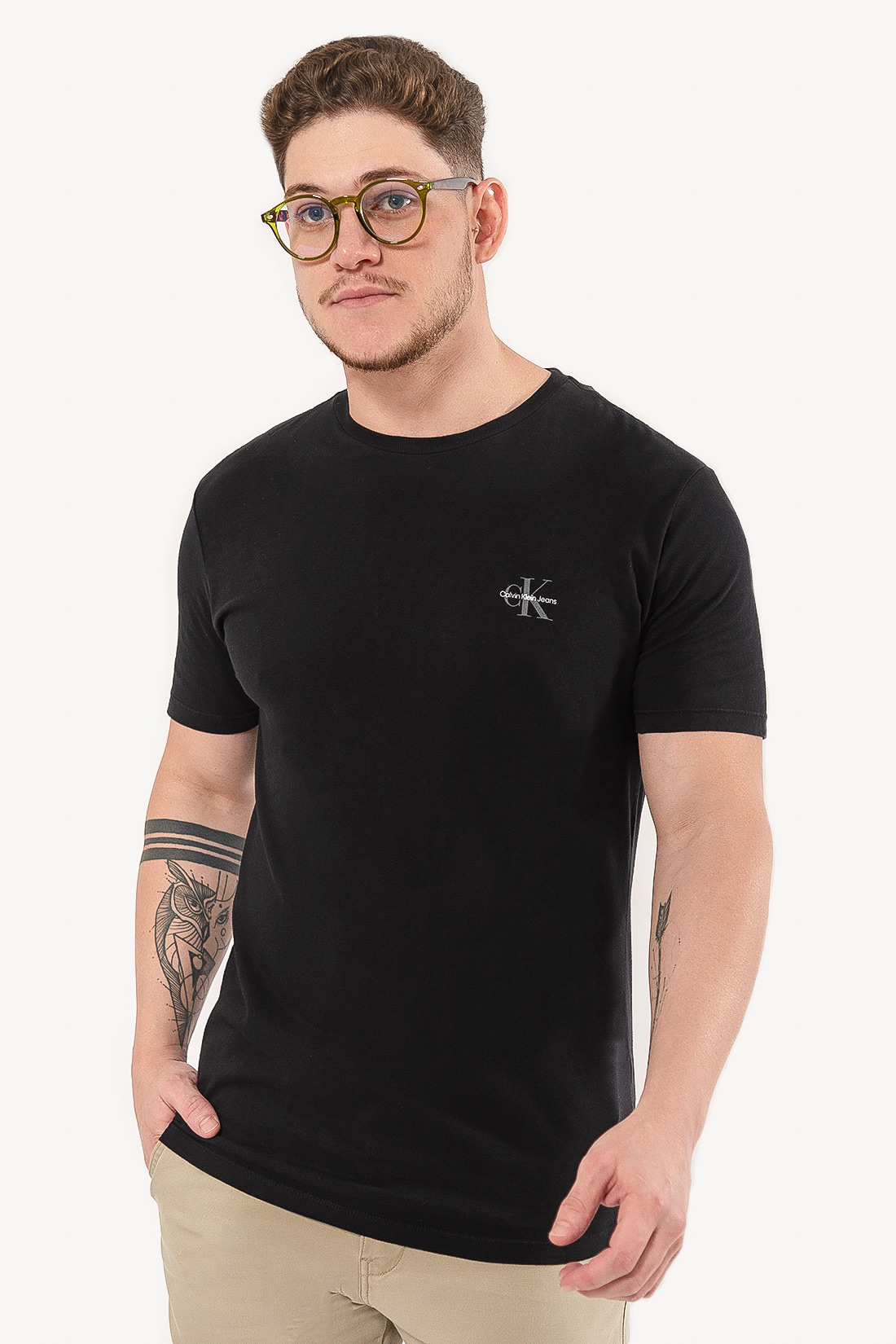 Camiseta Mc Calvin Klein Logo Peito