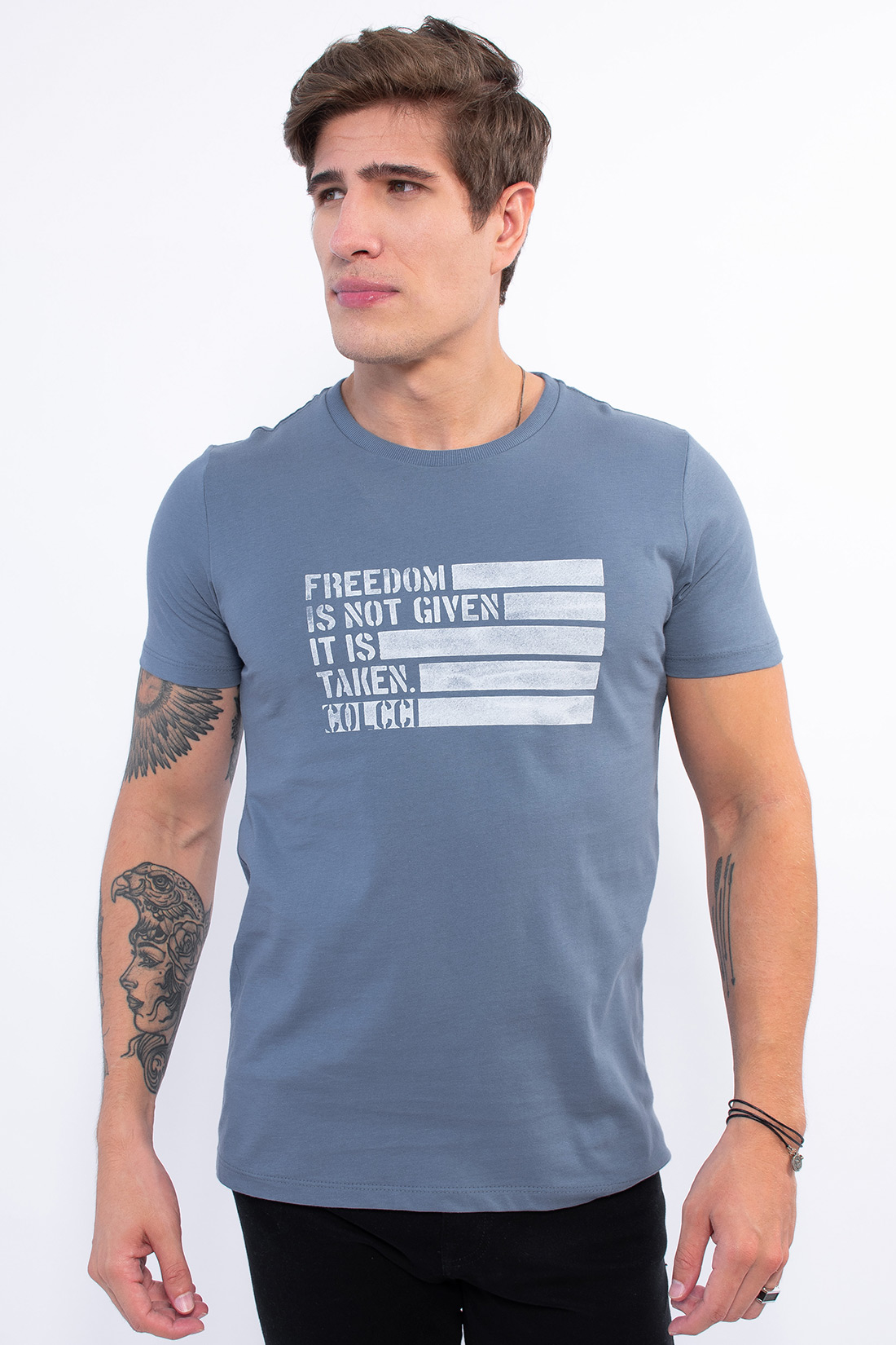 Camiseta Mc Colcci Freedom Is Not Given