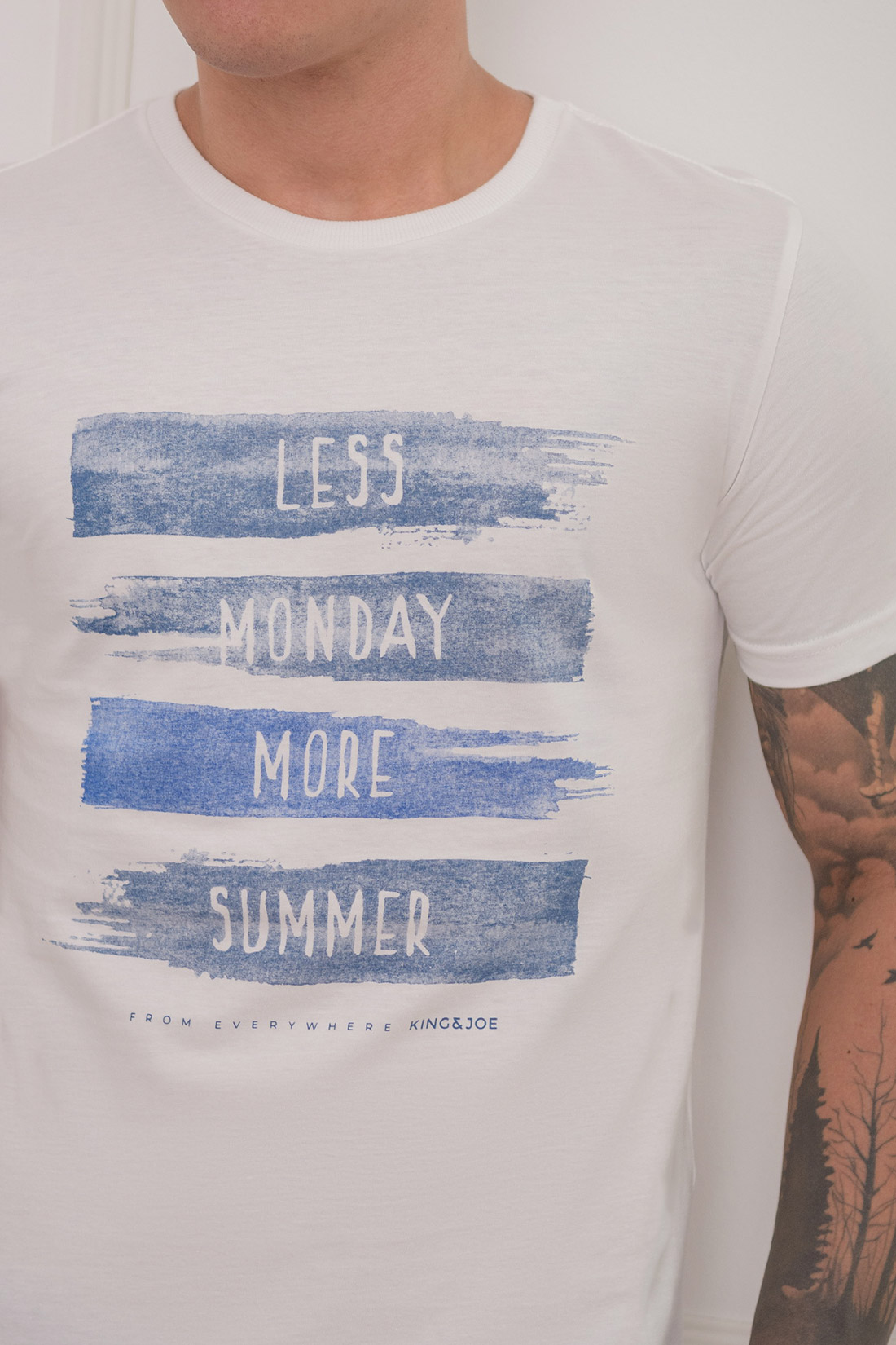 Camiseta Mc King&amp;Joe Less Monday More Summer