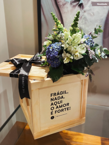Wood Box, Flores e Brunch Capri - Personalizada Capri