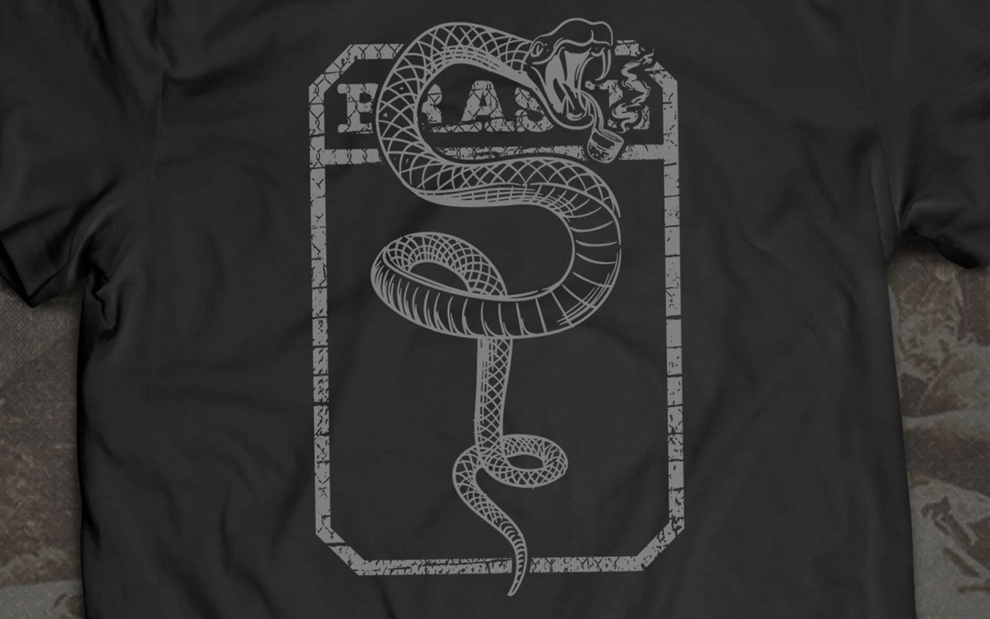 Camiseta Cobra Fumante - Preta com Cinza - Estampa Frontal