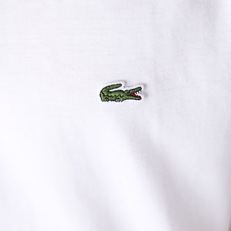 Camiseta Lacoste Masculina em Jérsei de Algodão Pima com Gola V
