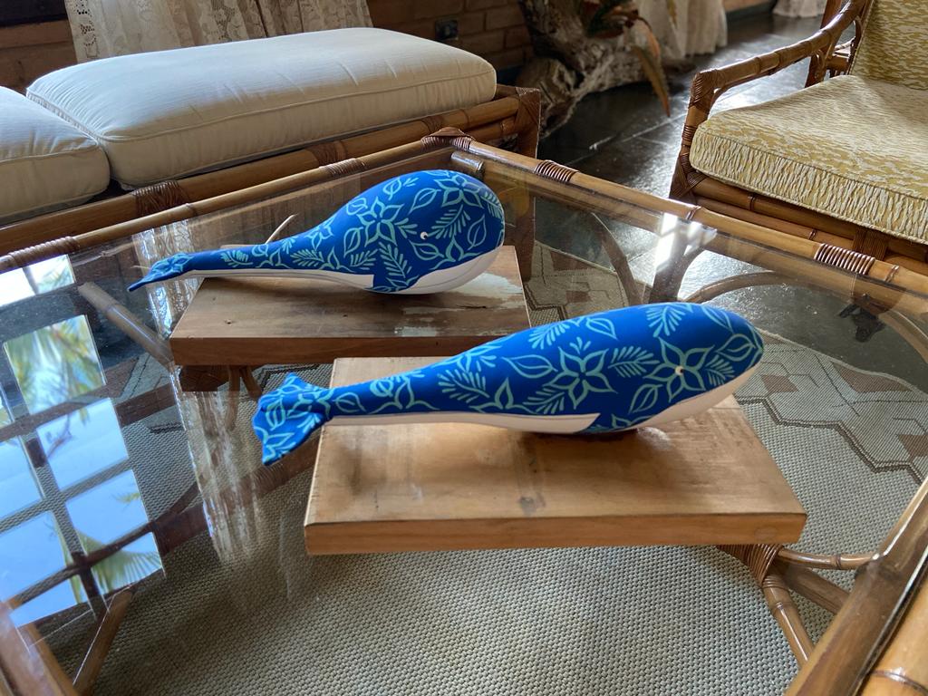 Baleias decorativas de mesa em cabaça