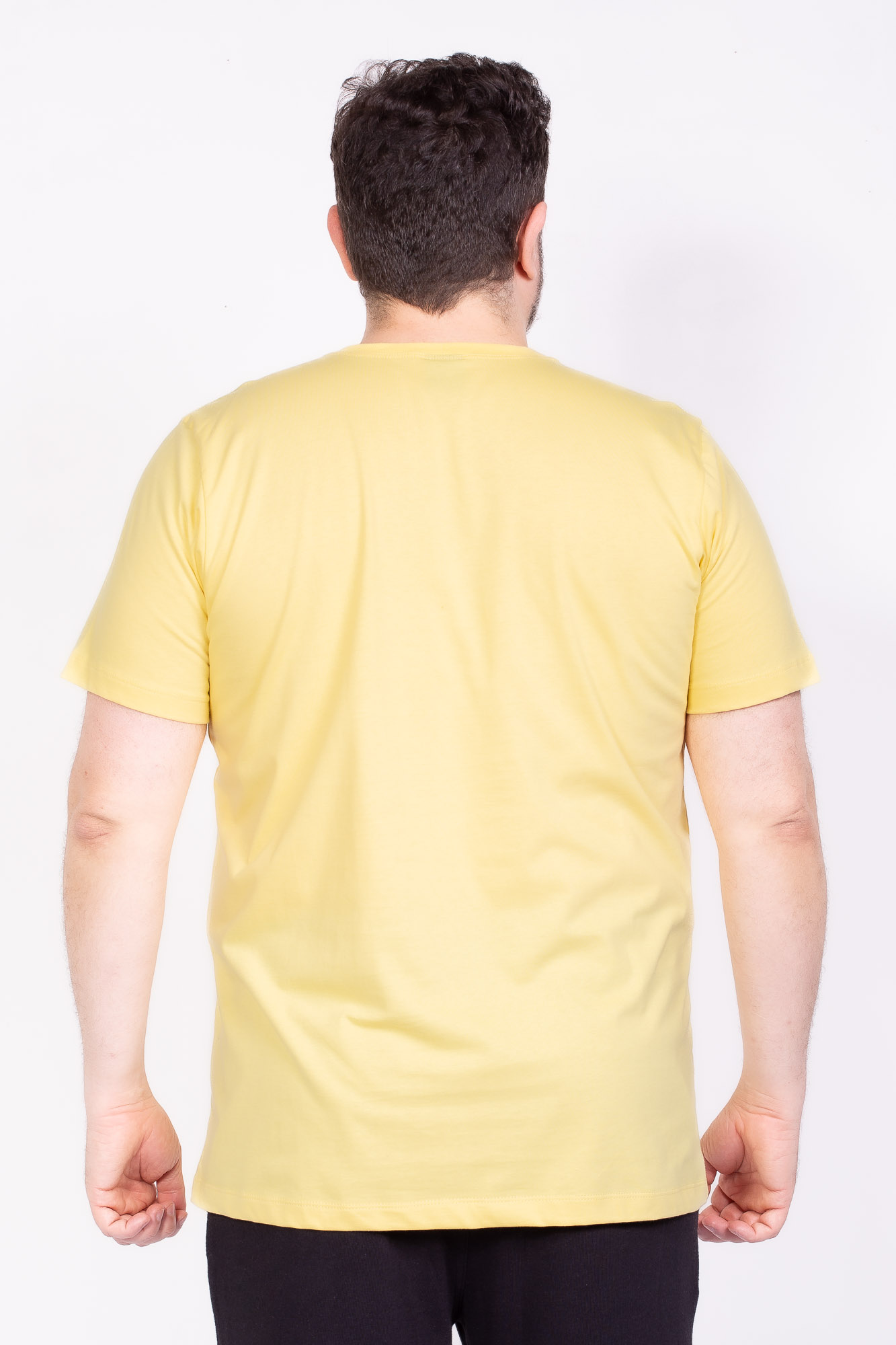 Camiseta Básica 100% algodão amarela Plus size