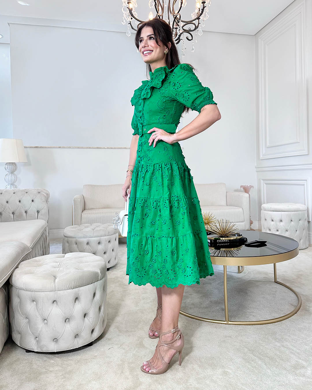 Vestido Midi Laise Bordada 3D Gola Alta com Cinto Verde