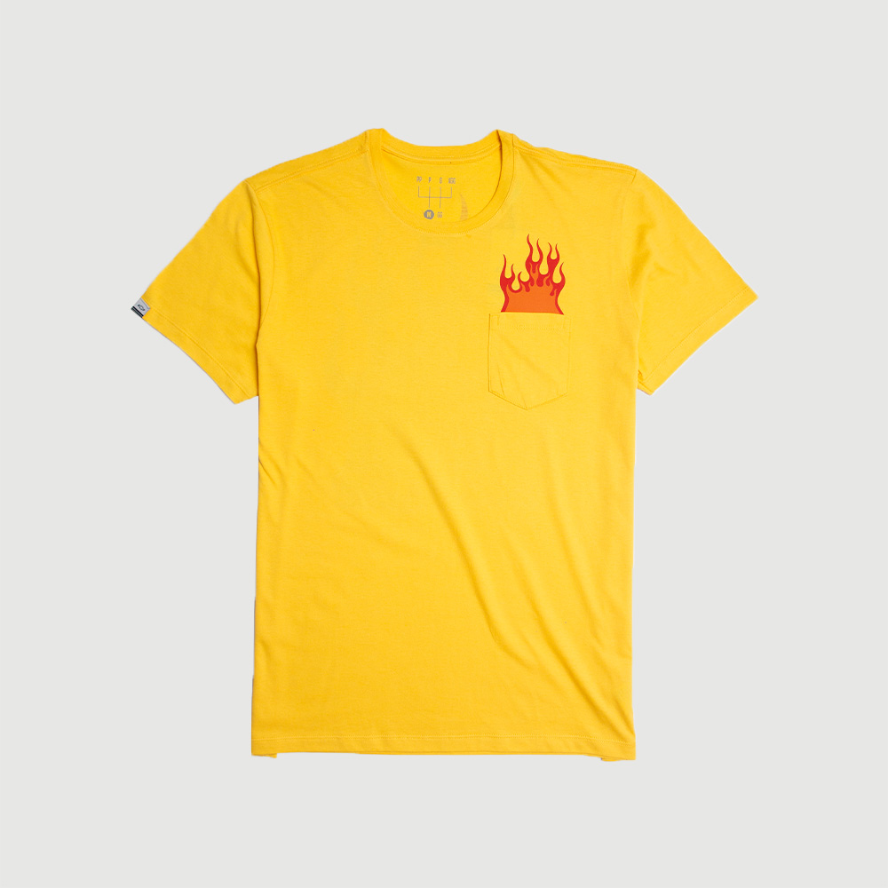 Camiseta com Bolso Chevrolet Stock Car Flames - Amarela