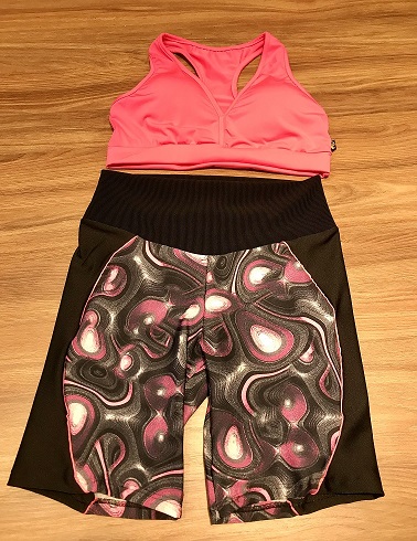 Fits31 Conjunto Fitness Cropped e shorts.