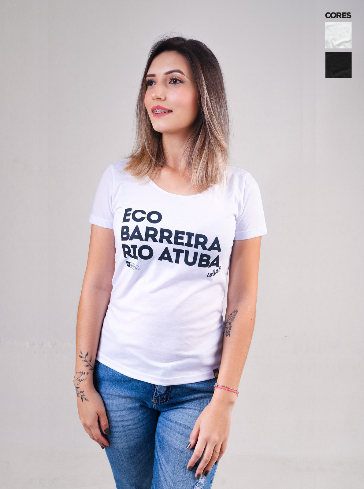 Blusa com frase collab projeto Eco Barreira Rio Atuba preta ou branca