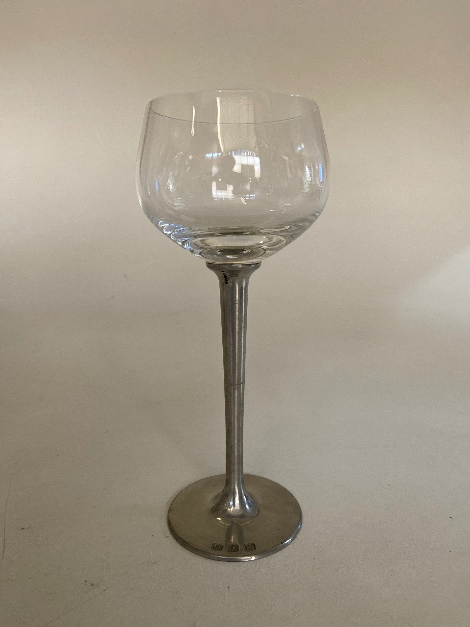 Taça de cristal para BOURGOGNE M, capacidade 300ml com haste de estanho do tipo lisa (P426G18)