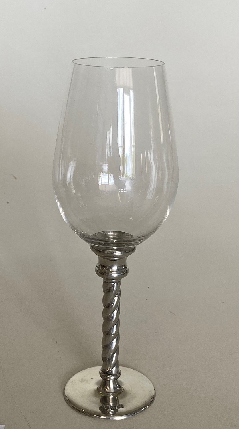 Taça de cristal para VINHO TINTO, capacidade 240ml com haste de estanho do tipo corda (P426B15)