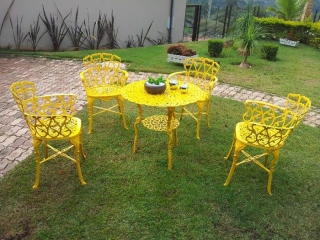 Mesa e cadeira Simba jardim fazenda flores amarelo conjunto ferro fundido Pronto Artes