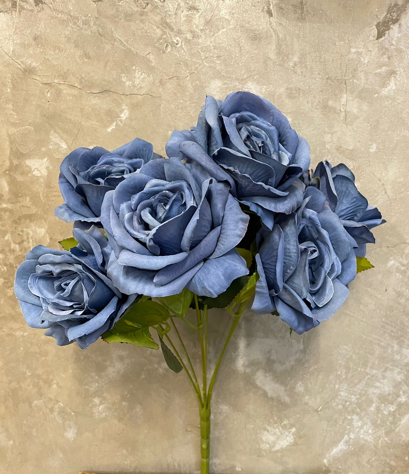 Buquê de Rosas Alice - Azul Escuro de 42cm