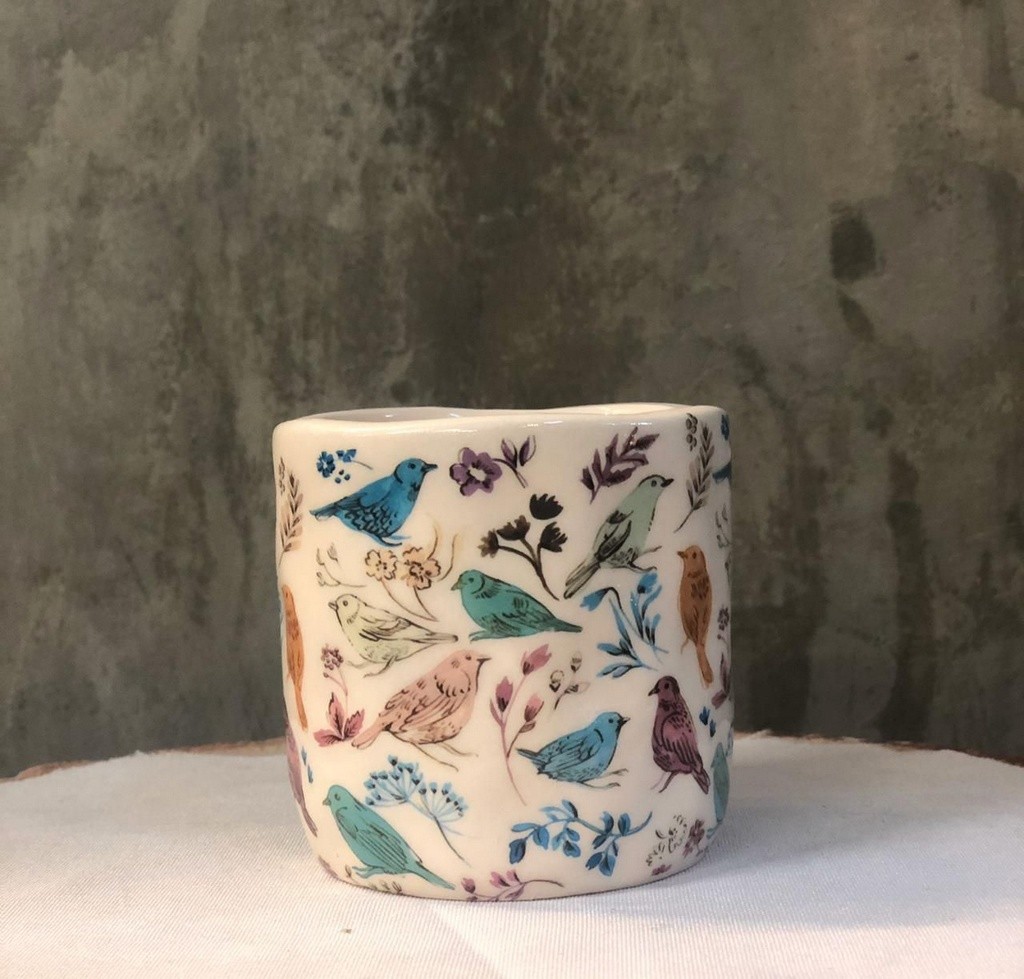 Vaso Cachepot de Cerâmica Bird Flowers Fundo Branco 7,0x7,0x6,8cm
