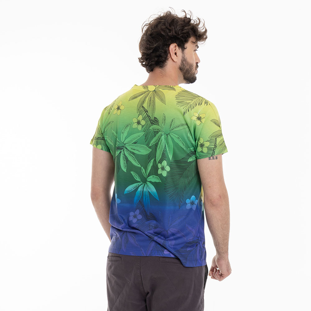 Camiseta Básica Adulto Bandeira Brasil com Folhagens e Flores #3