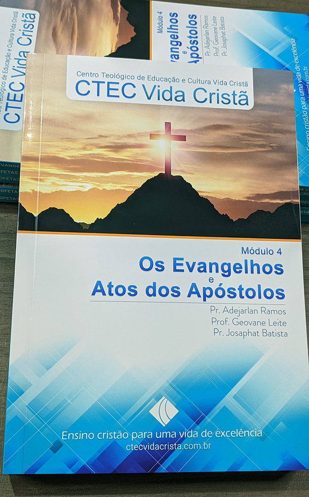 Os Evangelhos e Atos dos Apóstolos