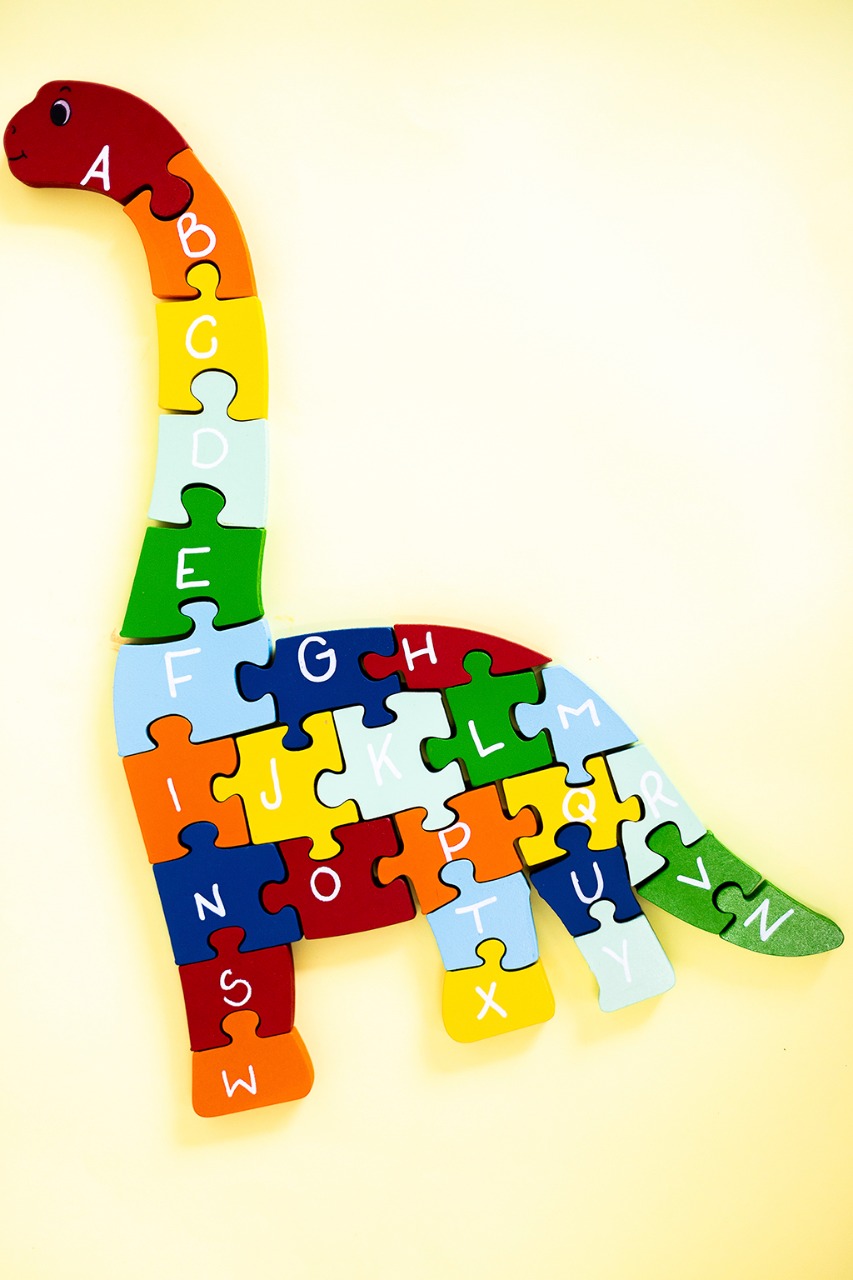 Quebra-cabeça Braquiossauro com Alfabeto e Números