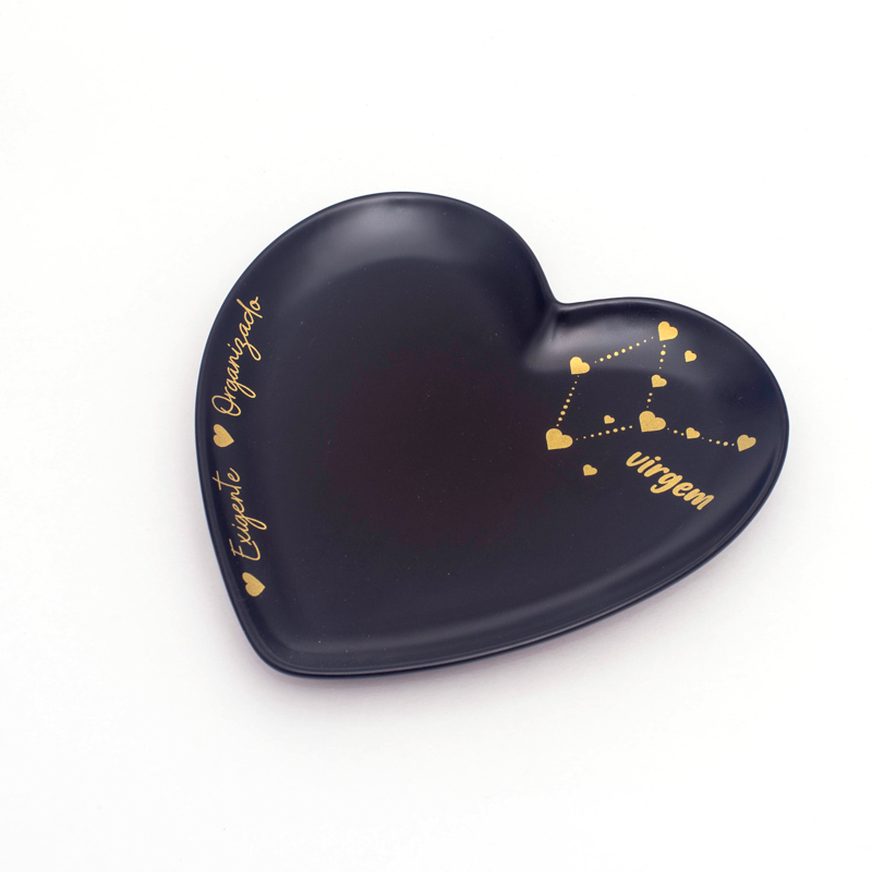 Prato em formato de coração preto fosco Virgem- Cód. OC41501VI