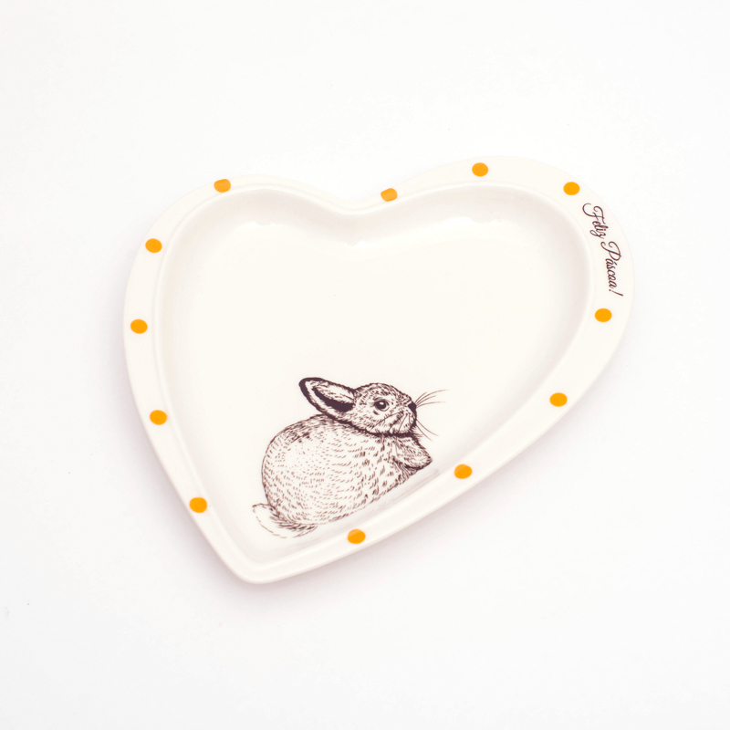 Prato formato coração  de cerâmica branco design P poá coelho - Cód. OC407CO