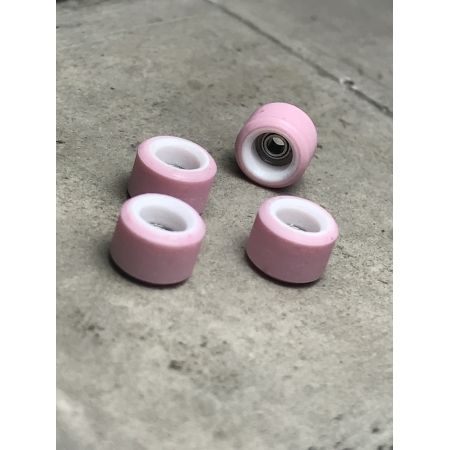 Khoi x Vals collab wheels - light Pink / white
