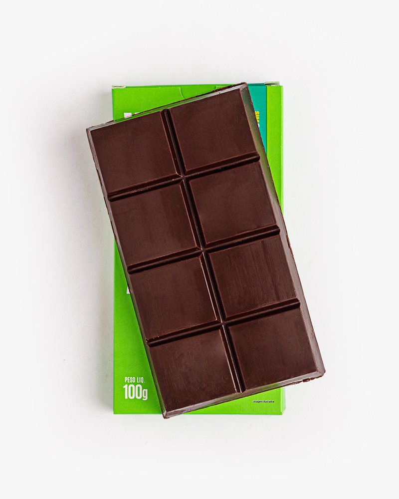 Barra de Chocolate 70% Recheada com Tâmara e Pistache