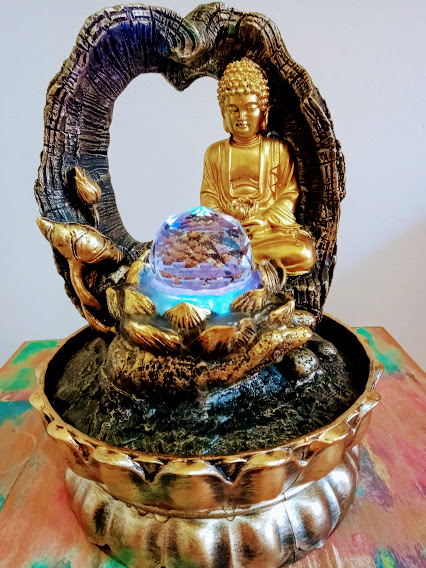 Fonte Decorativa Iluminada Resina Buda, com Led. 