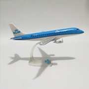 Miniatura E175 - KLM