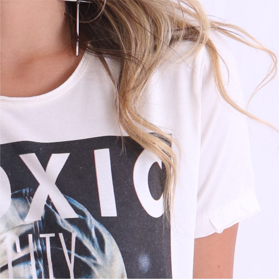 Camiseta Feminina Toxic City Blur by Little Rock - Foto 2