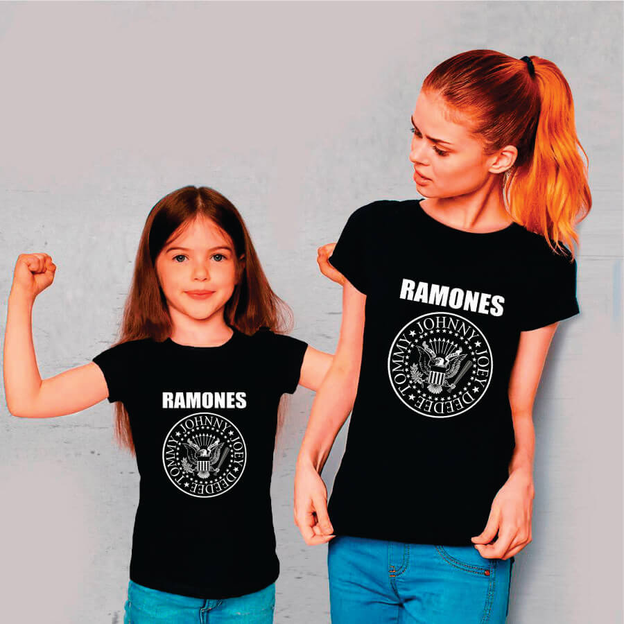 Kit Camisetas Mãe e Filha Ramones - Foto 0