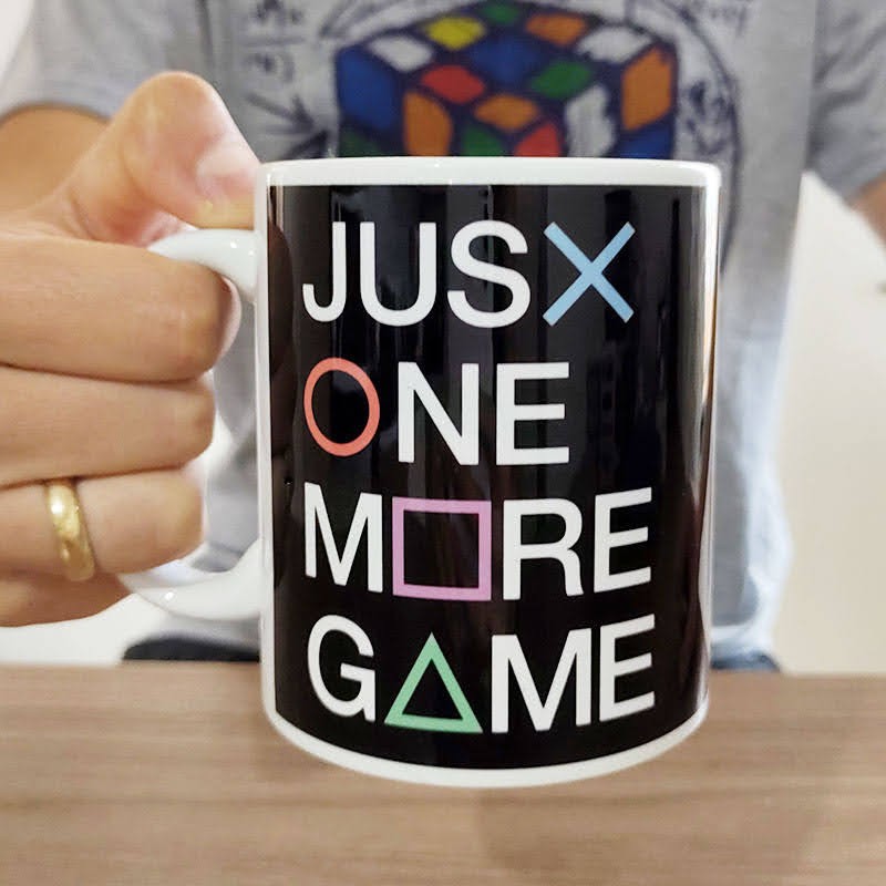 Caneca Just One More Game