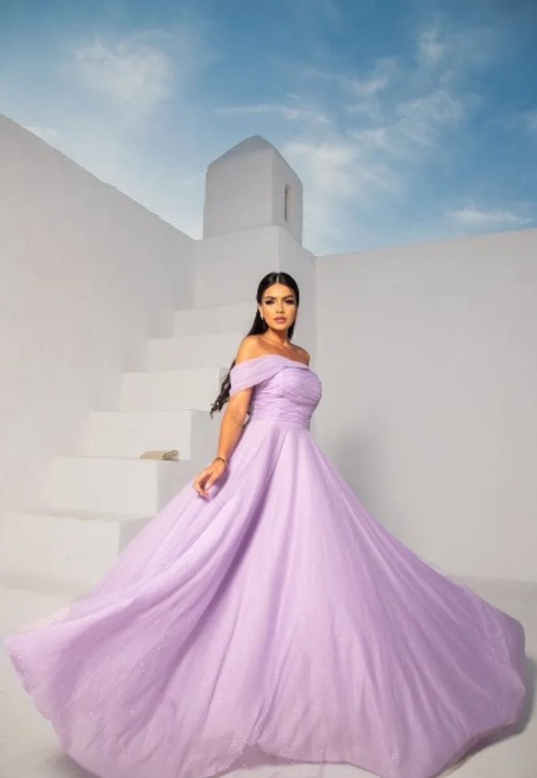 Vestido Longo de Festa Micro Tule com Brilho Joany Lavanda Lilás para Madrinhas, Formandas e Convidadas de Casamento