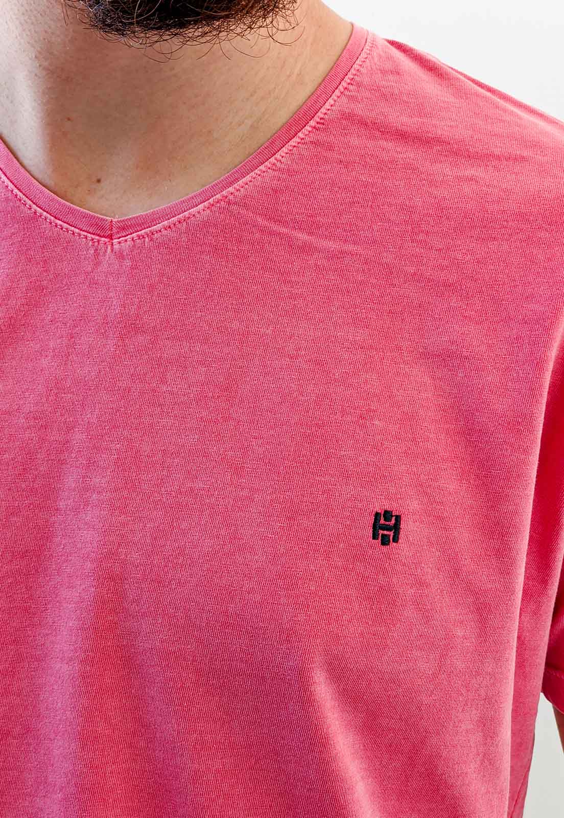 Camiseta Gola V Highstil Rosa Básica Logo