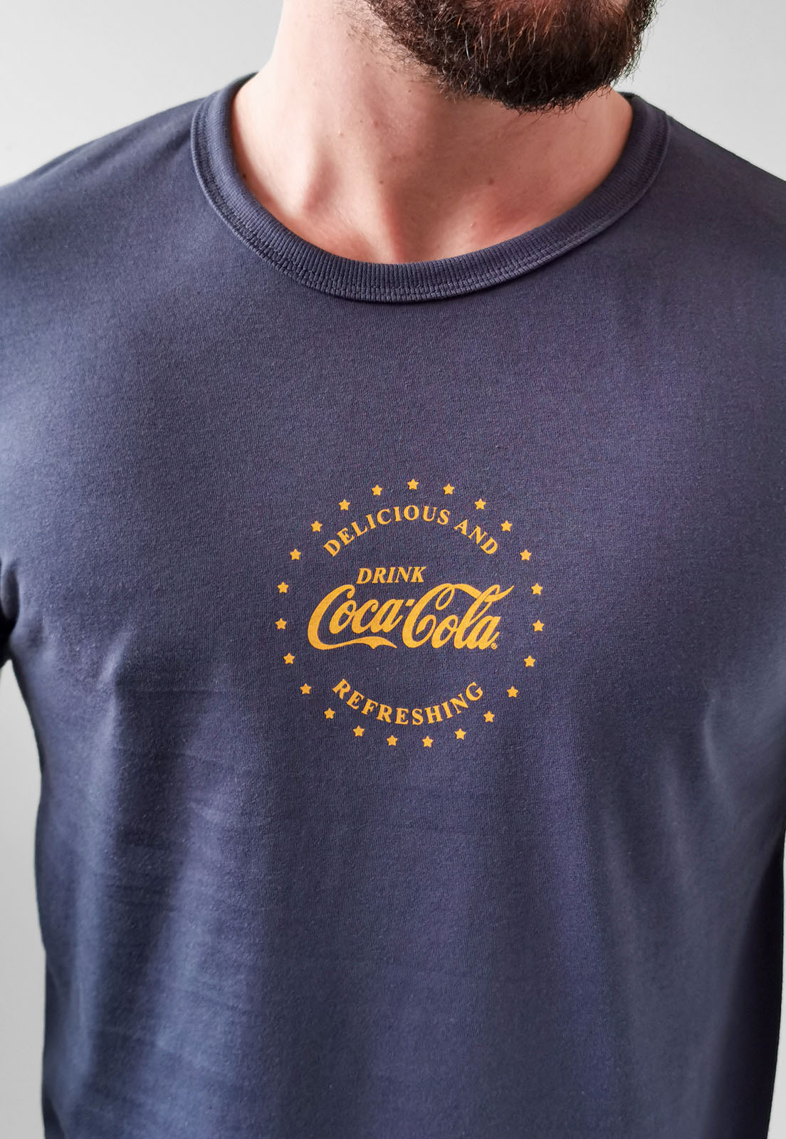 Camiseta Slim Coca Cola Chumbo Delicious