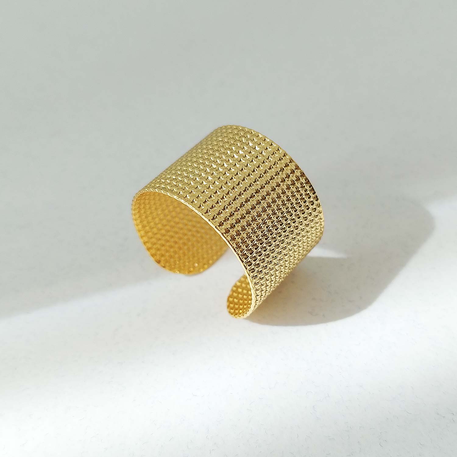 anel polegar dedão largo textura dourado