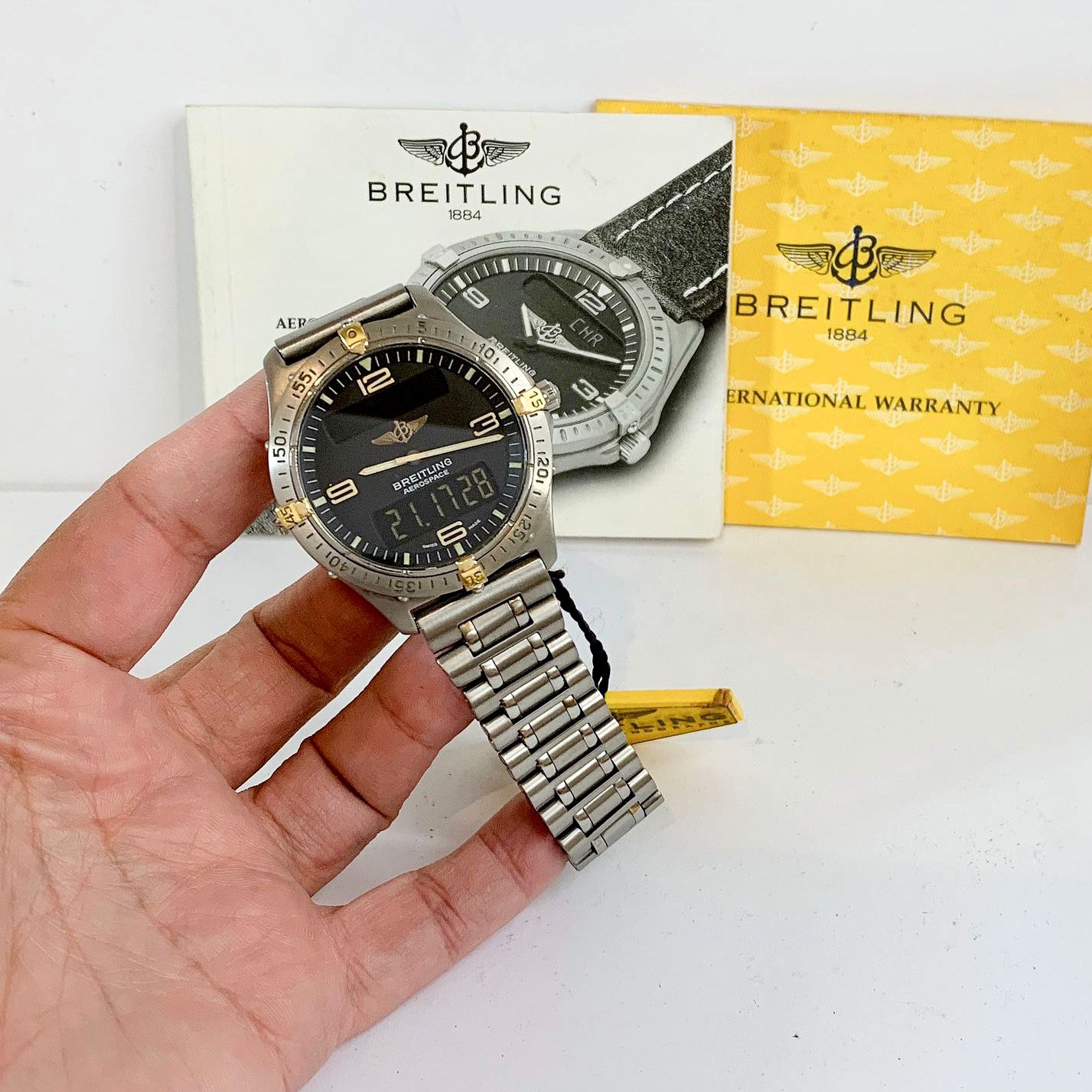 Breitling Aerospace Slim Titanium 40mm Completo