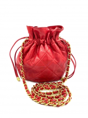 Bolsa Chanel Satin Leather Bucket Bag Vermelha