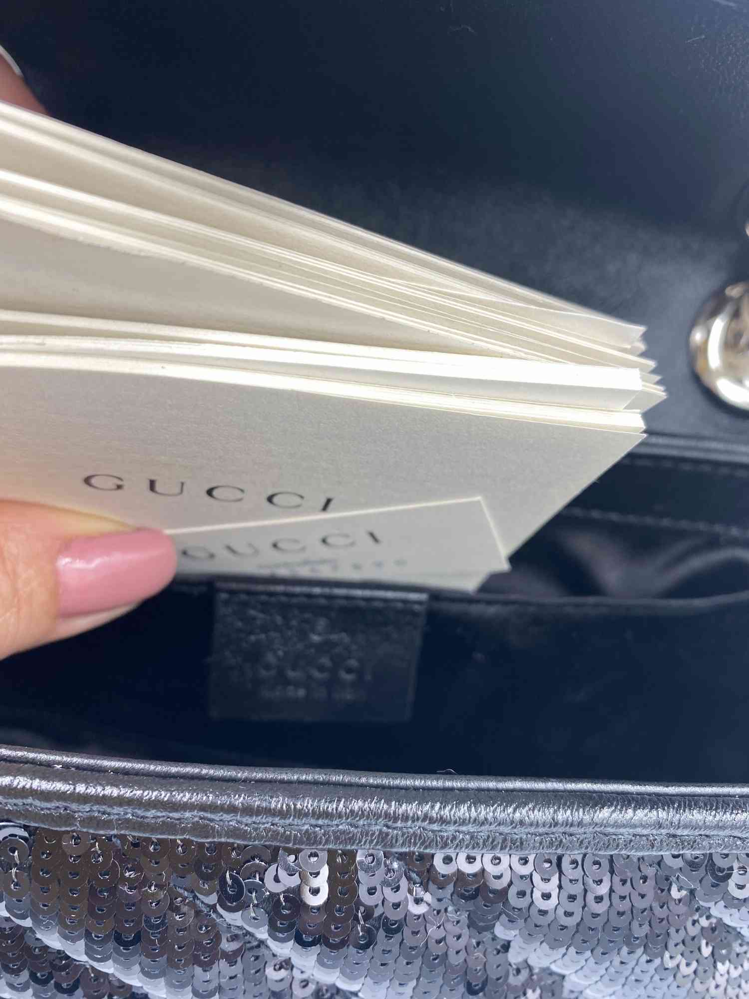 Bolsa Gucci GG Marmont Paetês Preta Pequena|Nunca Usada