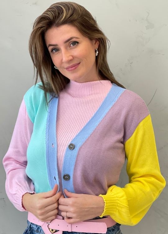 Blusa de tricot com botões colors