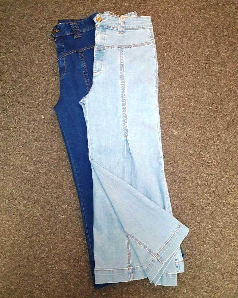 Calça pantacourt jeans