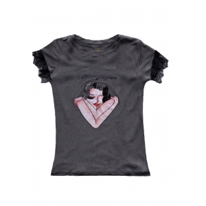 Camiseta T-shirt Renda e Bordado Amor- Próprio