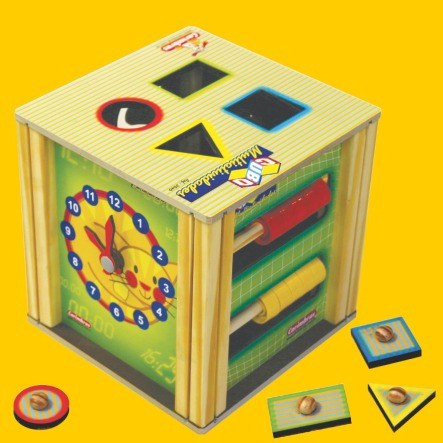 Cubo Multiatividades/Brinquedo Pedagógico/em madeira