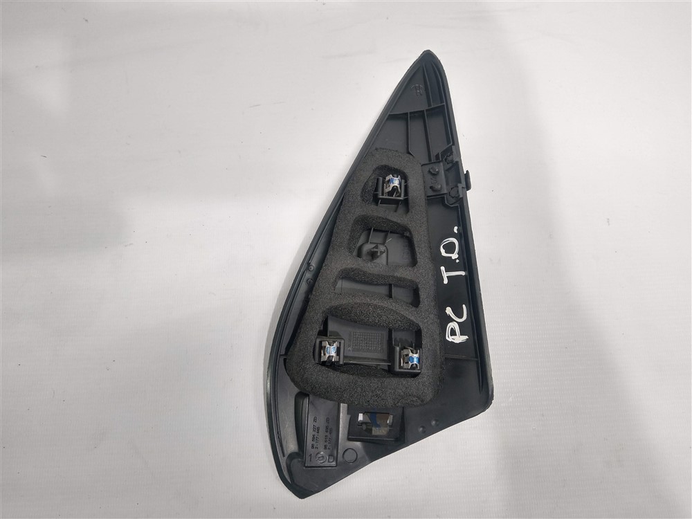 Moldura acabamento interna porta Citroen C4 Picasso 2007-2014 traseiro direito original
