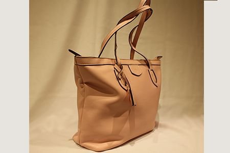 Shopping Bag em Material Sintético com Apliques - Pontapé