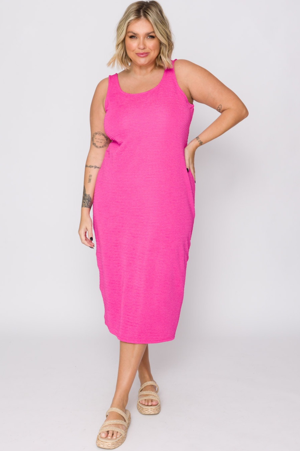 Vestido Midi Plus Size Regata Bethany Pink Cess