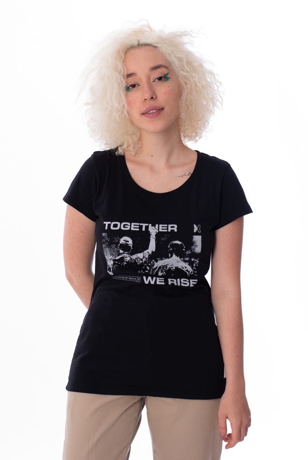 Camiseta Feminina Green Valley Together We Rise Preta