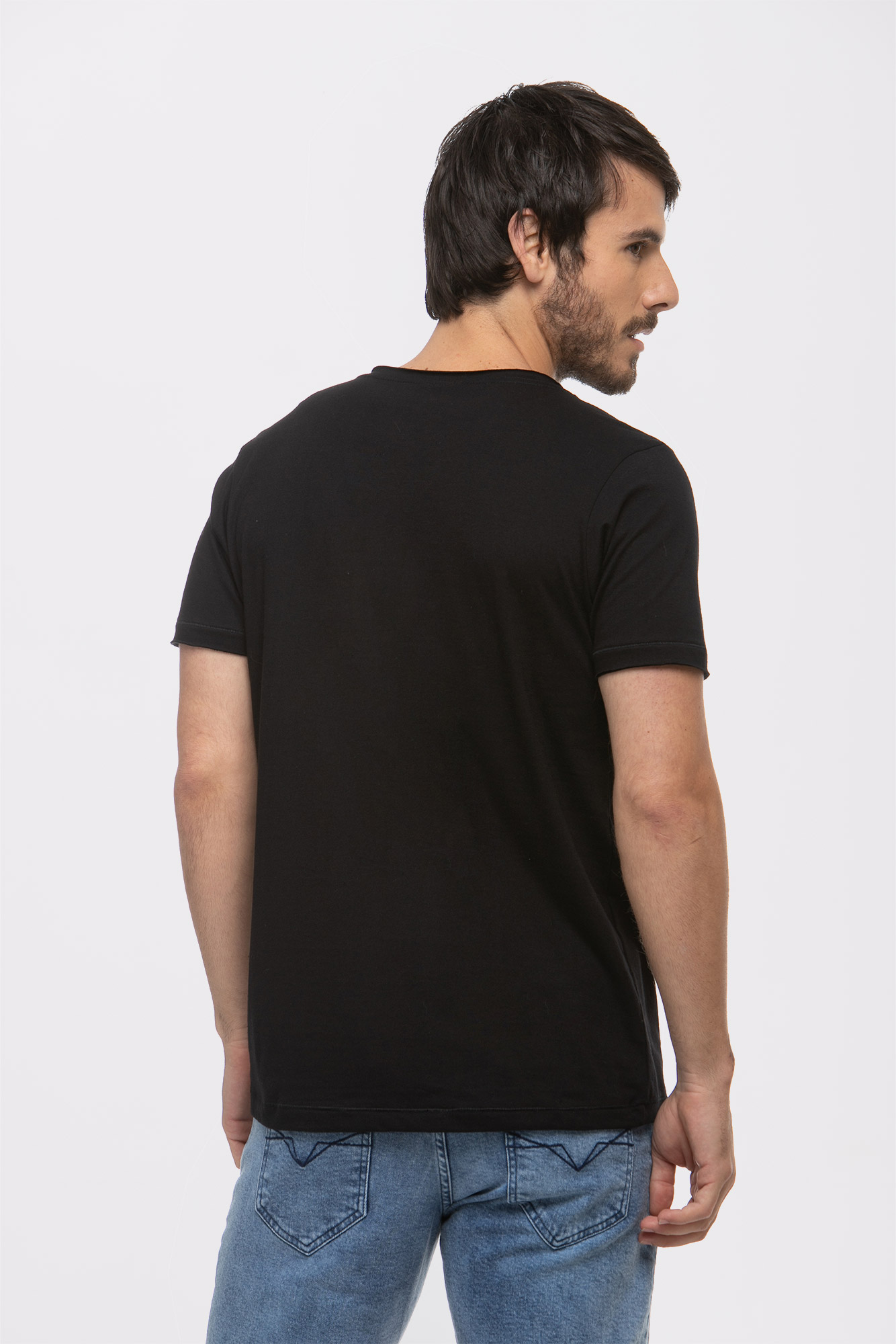 Camiseta Rolled Pocket Black