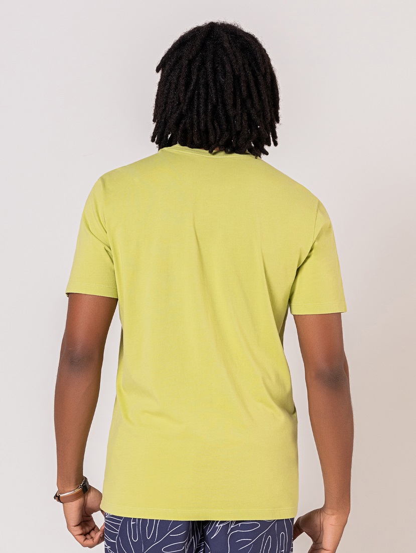 Camiseta Básica Manga Curta Masculina com Bolso Verde  - OVBK