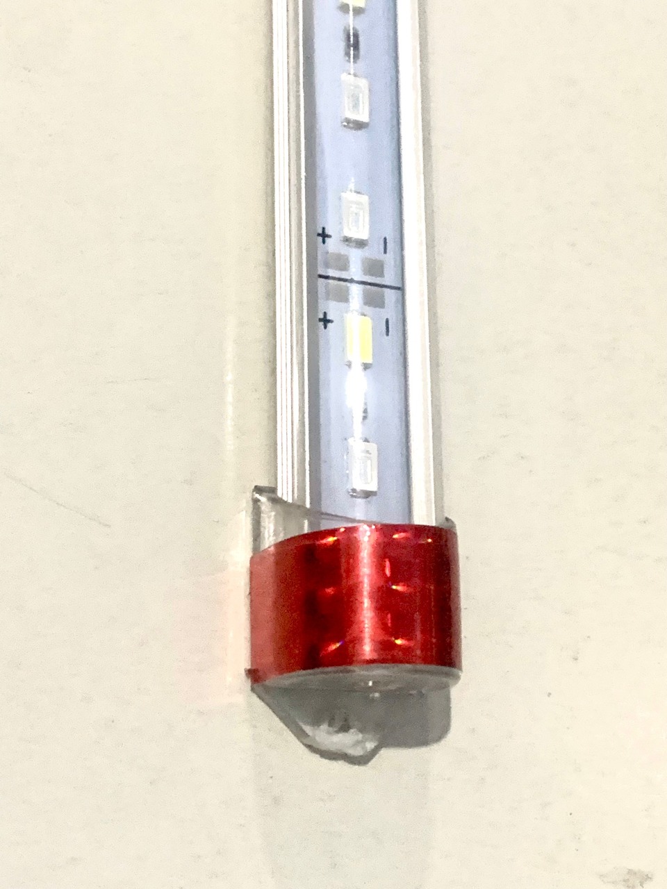 Aqualumi Luminária LED 35cm 2Verm/1Bran + Fonte C/ Danos