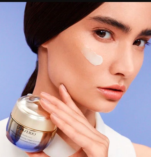 Shiseido  Vital Perfection Uplifting and firming Cream 50ml