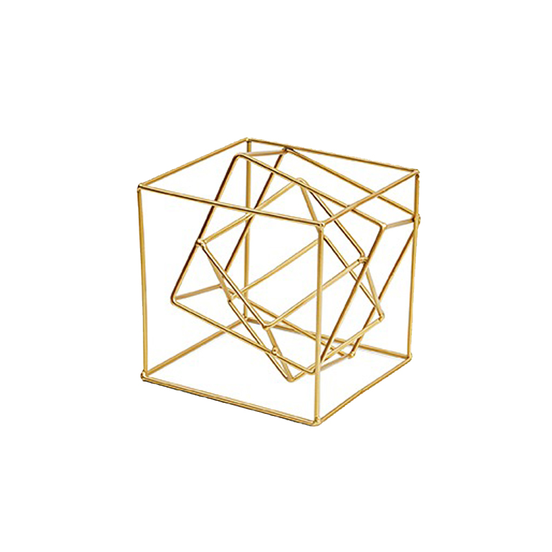 Cubo Dourado Em Metal